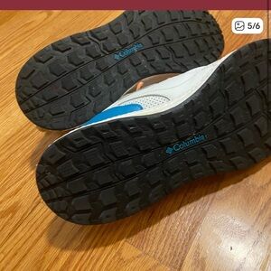 Columbia White and Orange Men's Sneakers